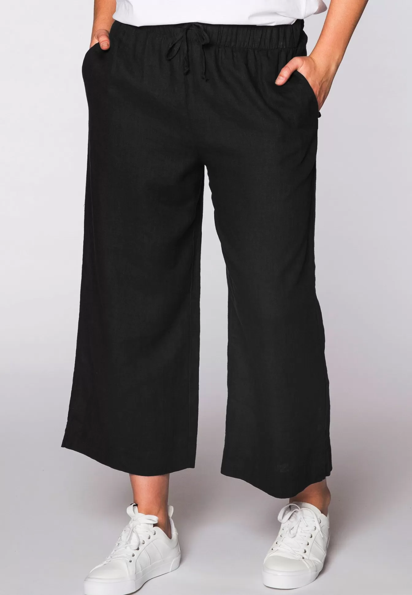 YOEK Driekwart broek taillekoord LINEN Black Store